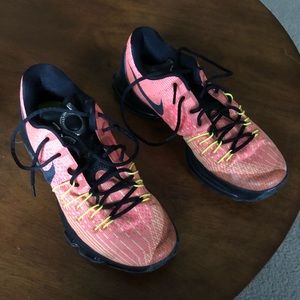 KD8 Kevin Durant signature shoe. Sunrise colorway.